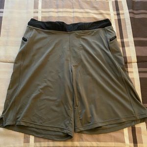Men’s Hylete Fuse Shorts. Size: Medium